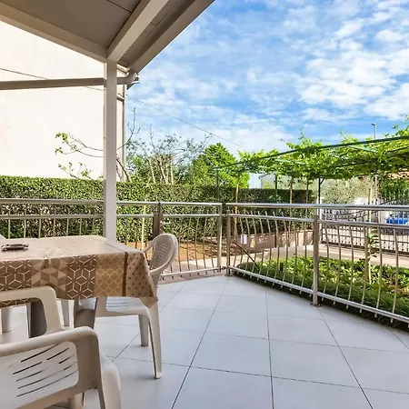 Apartmani Rino, Poreč Exterior foto